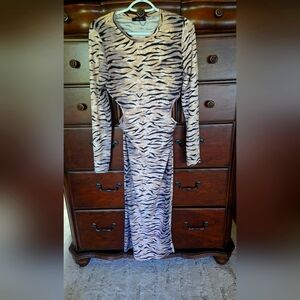 🌻NEW, WIN WIN, Animal Print Long Sleeve Dress, Sz L